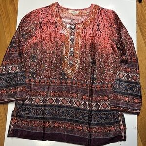 Novica Embroidery trim tunic‎ top